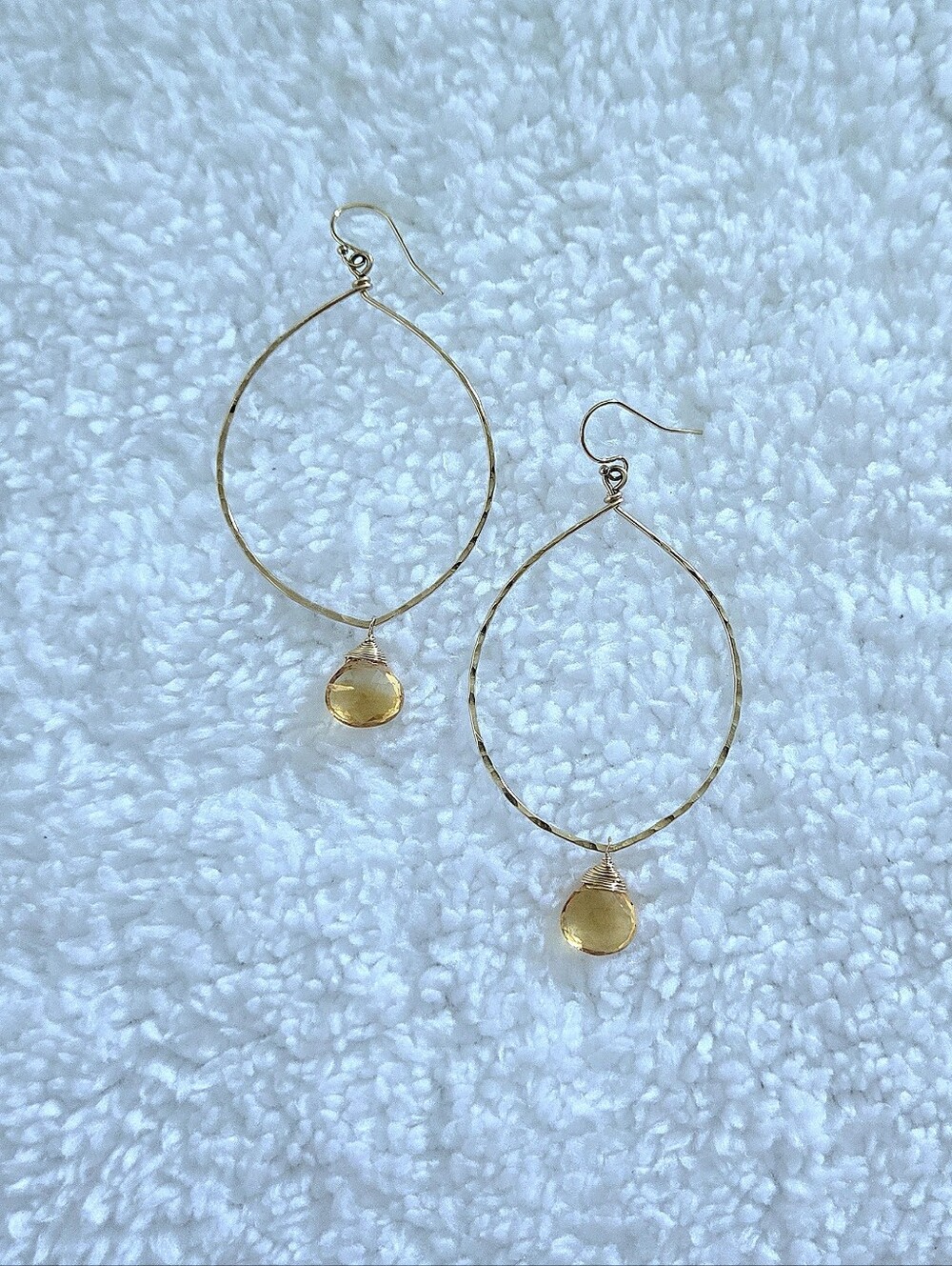 Hammered🔨 Gold💛 Open Ellipse Earrings With Dangling Citrine🧡 - NWOT - Picture 15 of 15